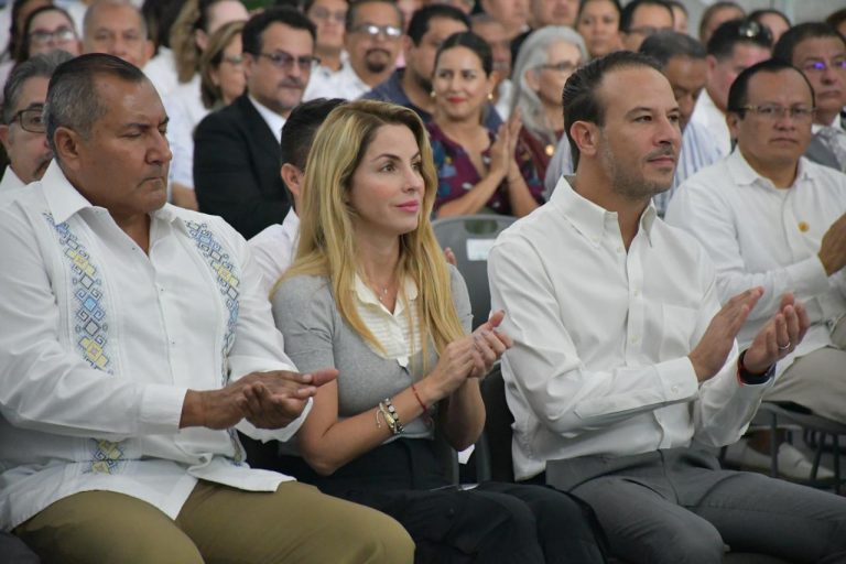 Patricia Lobeira resalta el impacto social de la Universidad Veracruzana