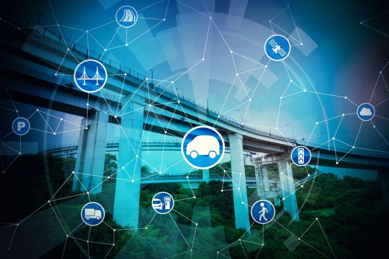 Alfredo Del Mazo considera útil el Smart Cities Mobility en México