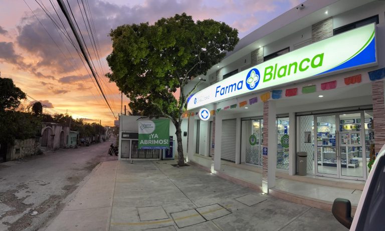 FarmaBlanca transforma la atención farmacéutica en México