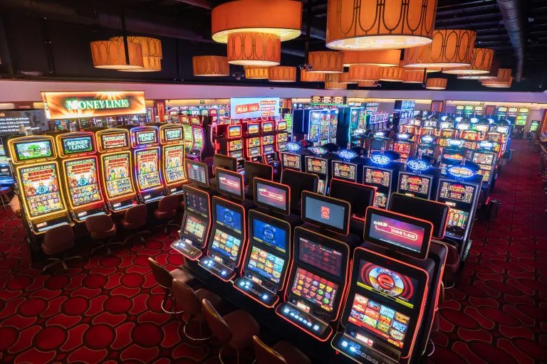 Jubilee Casino actúa por la equidad y desarrollo local