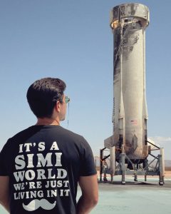 Dr. Simi cruza la atmósfera y motiva a generaciones