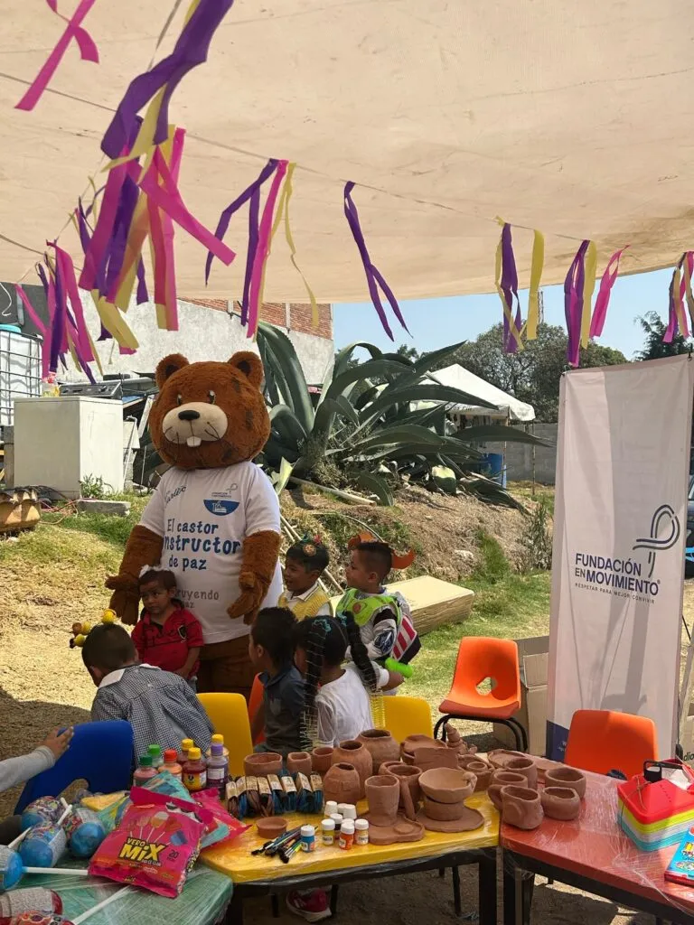 Seguritech y FEM impulsan educación y protección juvenil