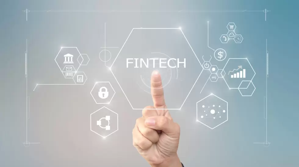 Alexis Nickin Gaxiola detalla rezagos de Fintech frente a banca