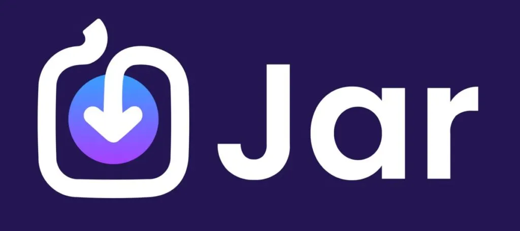 Fotografía editorial de una aplicación fintech mostrando ahorro en oro digital en India con usuarios interactuando en un smartphone.