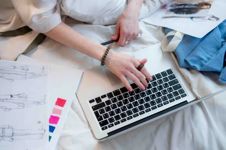 Onversed impulsa la moda digital en España ofreciendo herramientas sostenibles y accesibles para pymes y diseñadores independientes