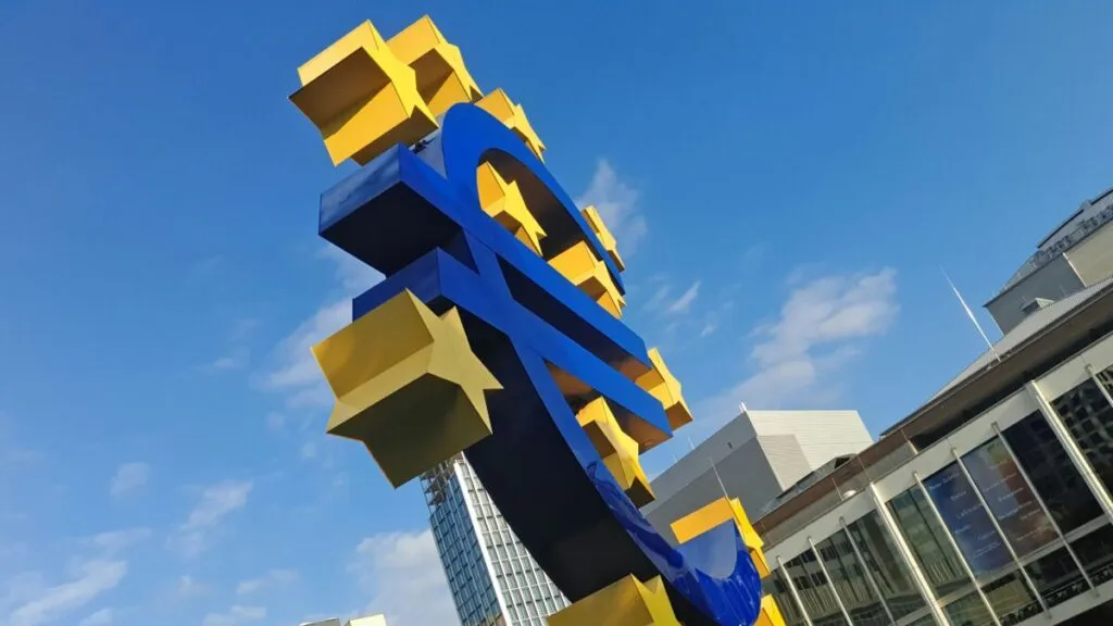 El Banco Central Europeo selecciona una startup de IA para prevenir fraudes y fortalecer la seguridad del euro digital en Europa