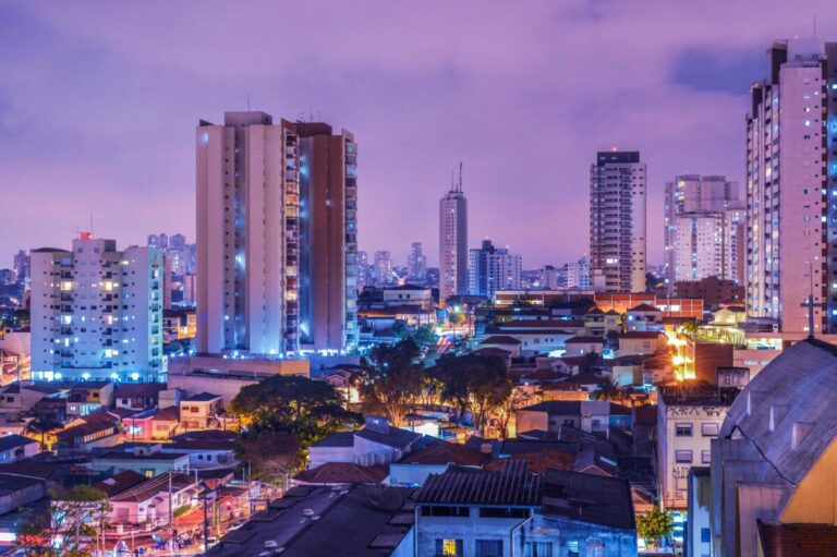 Innovación digital e inclusión en Brasil con proyectos de infraestructura y conectividad presentados en Futurecom São Paulo