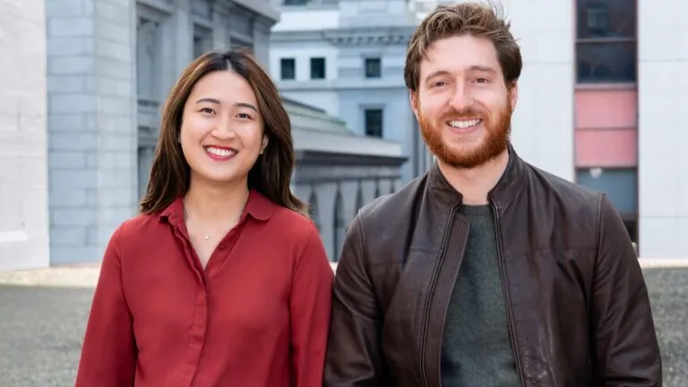 Flint, respaldada por Sheryl Sandberg, impulsa el diseño web automatizado con inteligencia artificial que crea y actualiza sitios en tiempo real