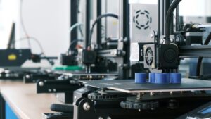 Baterías 3D flexibles desarrolladas por startup de Miami Material para autos eléctricos y tecnología portátil.