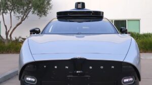 Zevo integra robotaxis a su flota de car-sharing eléctrico con vehículos autónomos diseñados para movilidad compartida en Estados Unidos