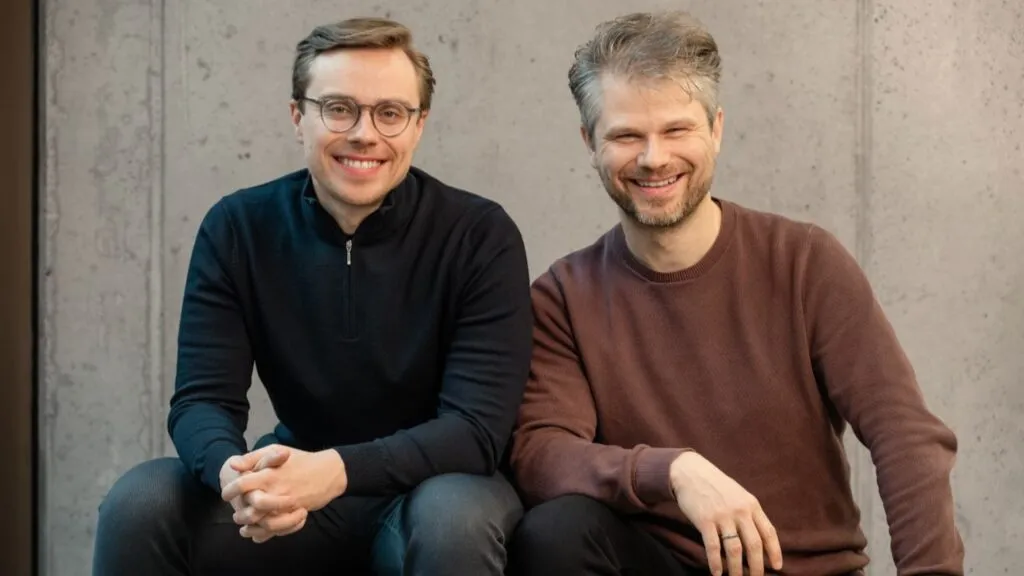 Plataforma de agentes de IA de Parloa automatizando atención al cliente empresarial