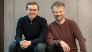 Plataforma de agentes de IA de Parloa automatizando atención al cliente empresarial