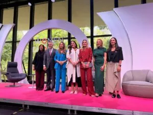 Banco Azteca en el WEF 2026: la equidad como motor de rentabilidad nacional