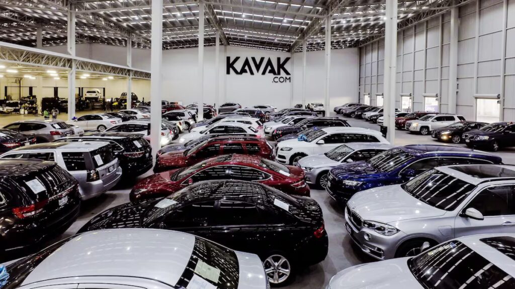 Startup mexicana Kavak transforma el mercado de autos usados con tecnología y financiamiento en América Latina