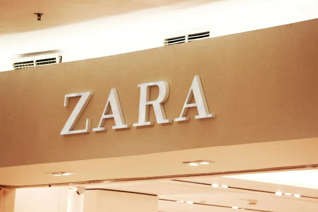 Zara segunda marca textil supera Adidas con estrategia digital y retail integrado global