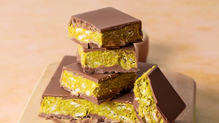 Chocolate Dubái se vuelve viral gracias a postres premium y lujo gastronómico en redes sociales