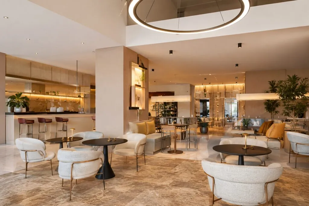 Hotel INNSiDE México Roma Norte con espacios modernos para viajeros híbridos en Ciudad de México