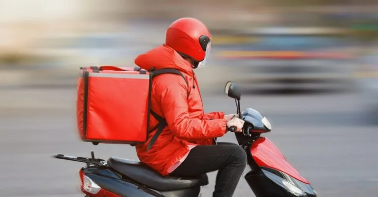 Uber Eats, DiDi Food y Rappi compiten por dominar el mercado de entregas y consumo digital