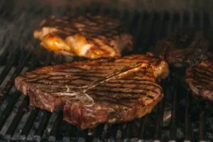 Carne de res en México afecta costos y menús de restaurantes durante 2026