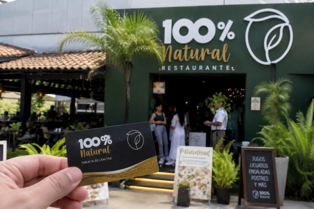 Tarjeta de lealtad con descuentos en restaurantes de Acapulco para fortalecer el consumo local y apoyar negocios