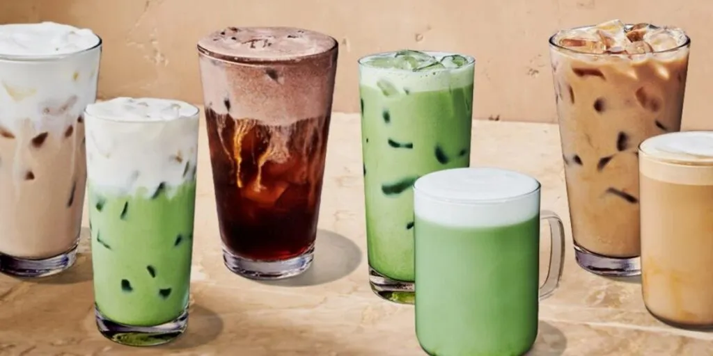 Bebida de Starbucks enriquecida con proteína, reflejando la nueva tendencia de consumo saludable y funcional.