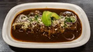 Tradición gastronómica de El Taquito, restaurante histórico de Ciudad de México con 109 años de historia.