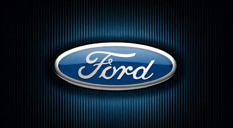 Planta automotriz moderna donde se fabrican autos hechos en México con altos estándares de calidad para Ford.