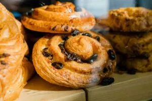 Pan dulce de CDMX en una panadería tradicional que preserva el oficio panadero y sus conocimientos artesanales