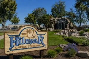 Hilmar Cheese Company crece con quesos premiados e innovación en la industria láctea de California