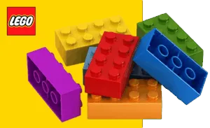 Bloques LEGO clásicos junto a sets modernos de distintas generaciones.