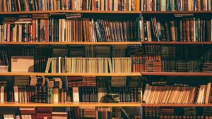 Libros juveniles representan la época de sagas como Crepúsculo, Los juegos del hambre, Divergente y Maze Runner.