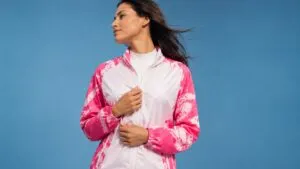 Maja Sportswear enfrenta mayores costos arancelarios mientras fortalece sus productos técnicos y tiendas en México.