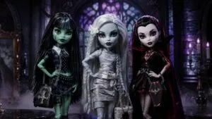 Monster High revive monstruos clásicos del cine con nuevas muñecas Skullector de Mattel