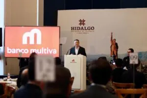 Olegario Vázquez y Multiva fortalecen inversiones en estados.