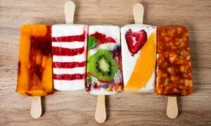Paletas de Tocumbo elaboradas con frutas y sabores variados como parte de una tradición familiar originaria de Michoacán.
