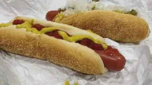 Hot dog de Costco: el negocio detrás de su precio