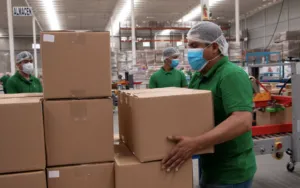 Corporativo Kosmos aplica criterios de trazabilidad e inocuidad para favorecer una cadena alimentaria segura, responsable y sostenible.