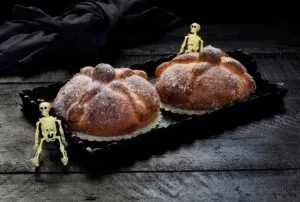 Negocio del pan de muerto crece con la demanda de productos tradicionales durante la temporada