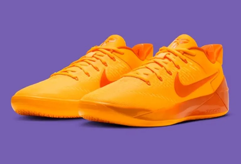 Kobe 3 Low Protro Mamba Eterno de Nike inspirado en la tradición mexicana del Día de Muertos.